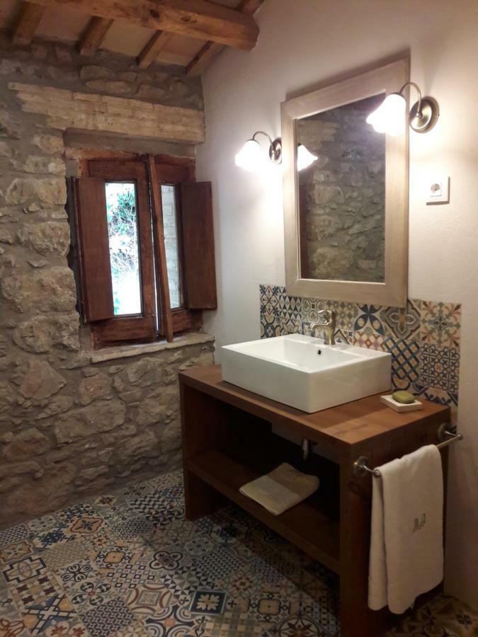 Mas Roca Del Mill Villa Perafita Buitenkant foto