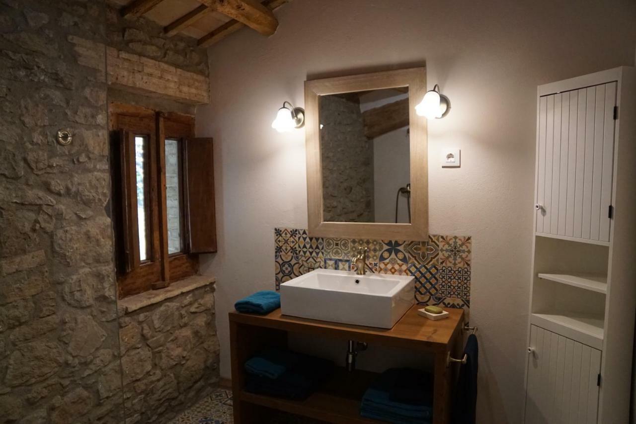 Mas Roca Del Mill Villa Perafita Buitenkant foto
